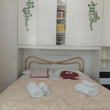 トリエステCasa Di Taniaアパートメント エクステリア 写真